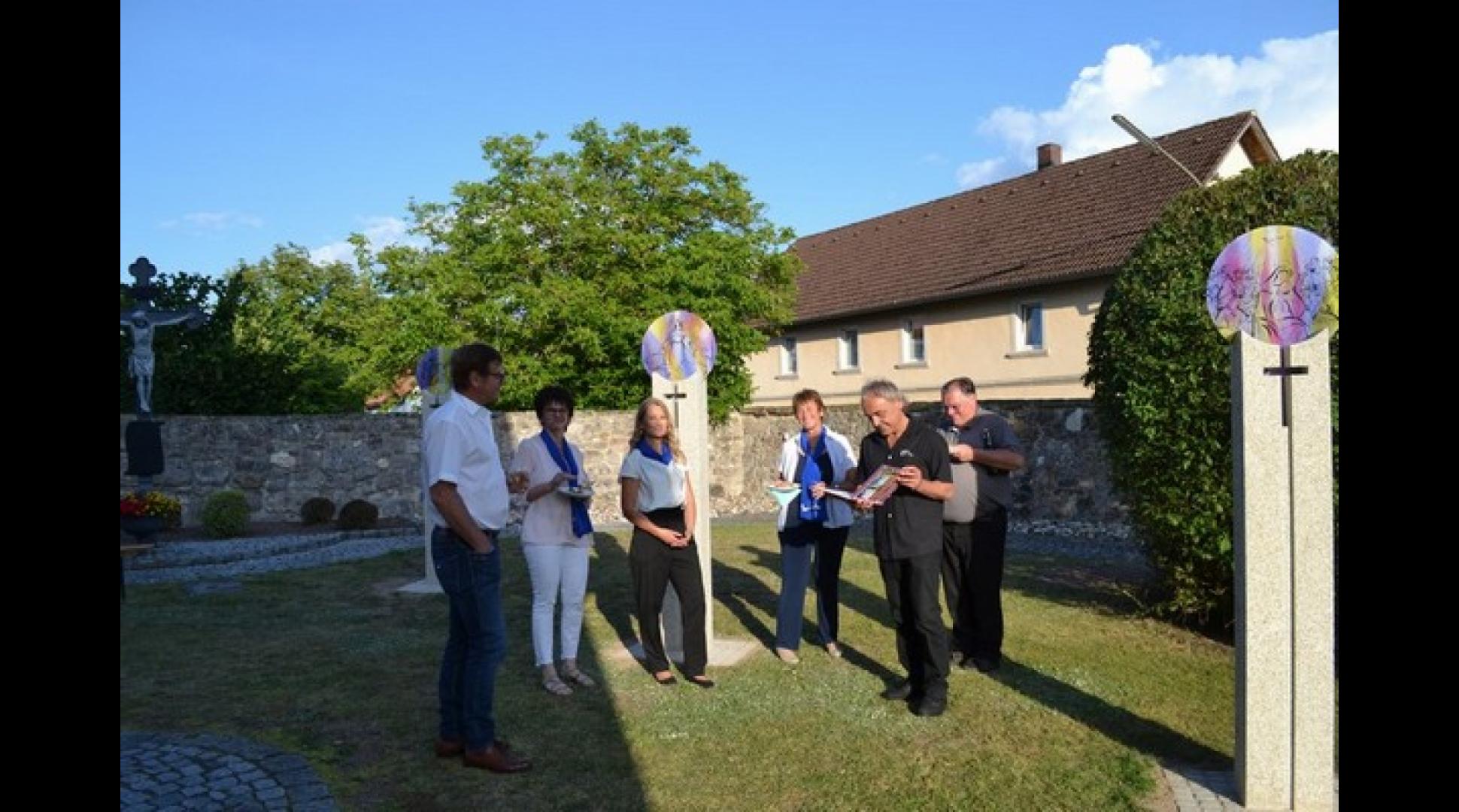 14 Rosenkranzgebetsweg